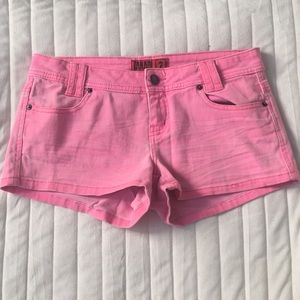 Zanadi Women’s Shorts Pink